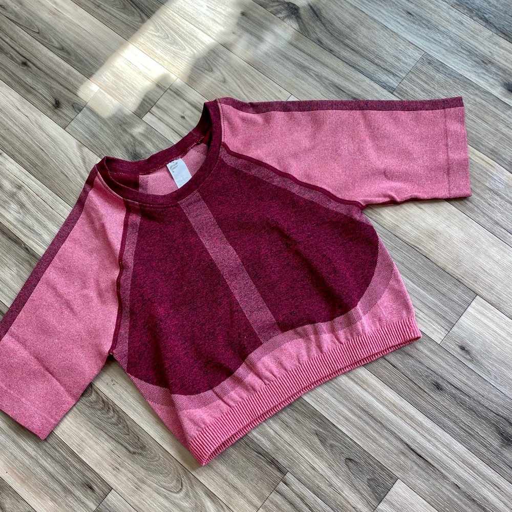 Fabletics Workout Wear - Picture 2 of 9